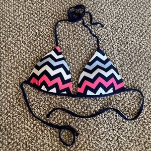 Triangle push up Bikini top chevron size xs/s no tag